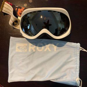 Roxy Ski/snowboard goggles! Never worn